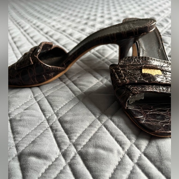 Vintage Givenchy mules - Picture 2 of 5